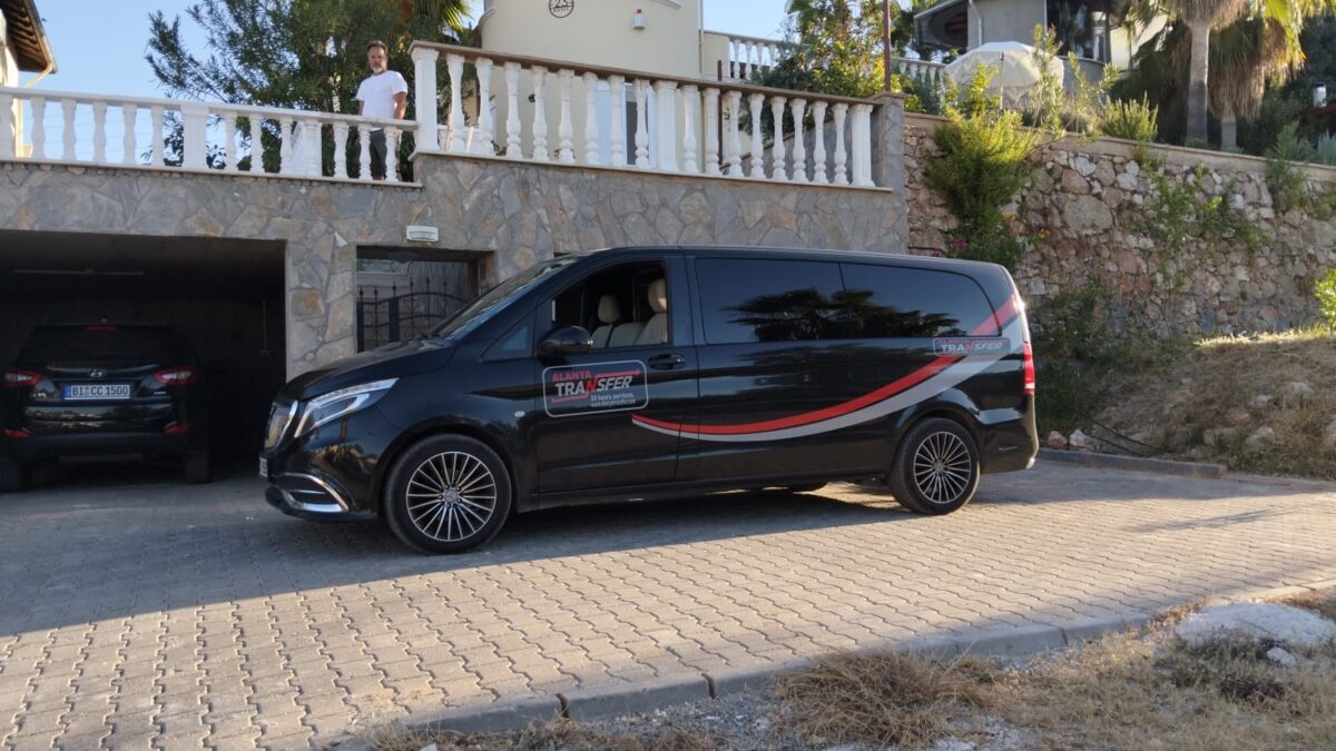 Travel in Unparalleled Elegance Your Premier Luxury Transfer from Manavgat to Mahmutlar with manavgattransfer.com.tr